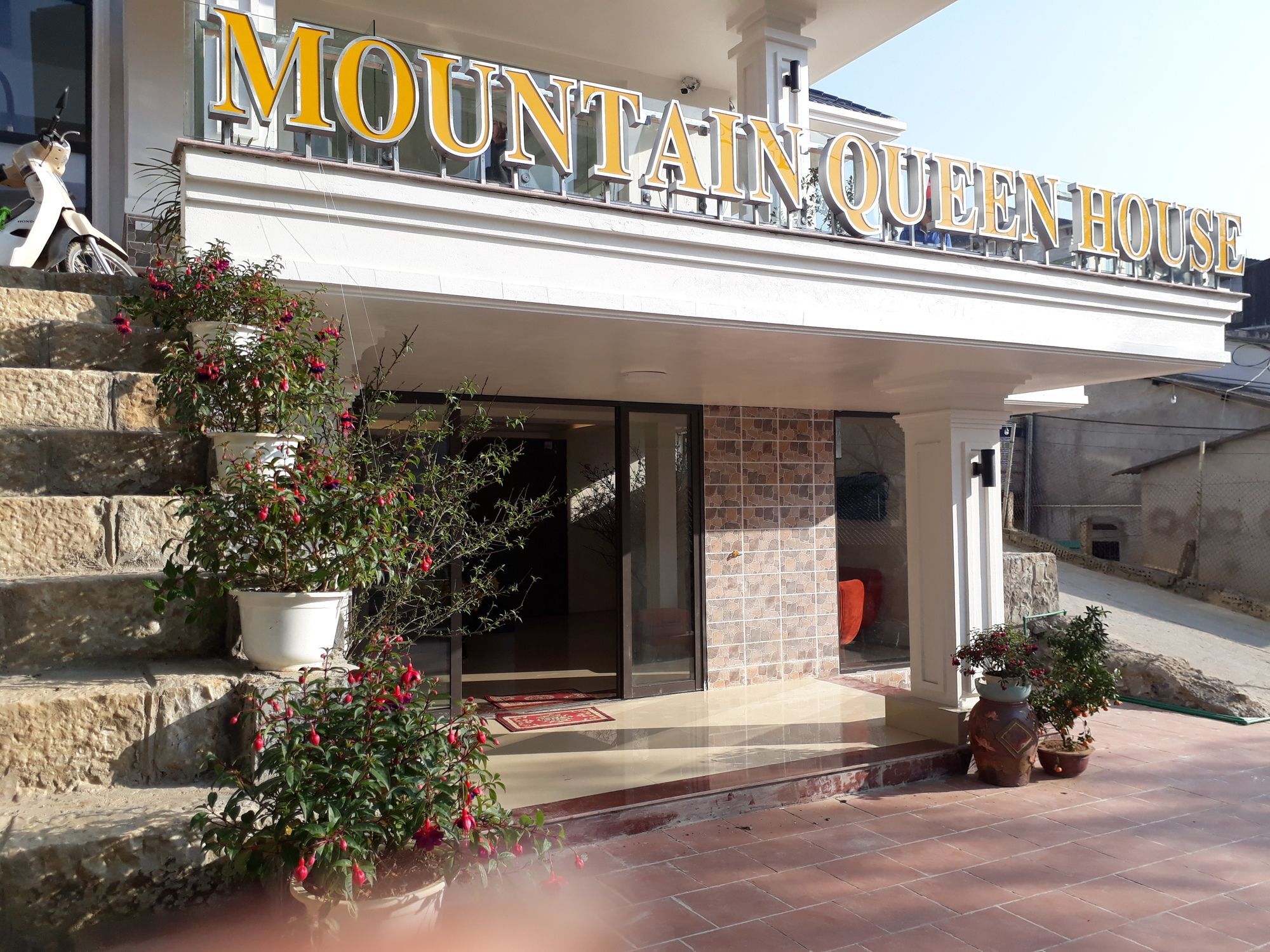 Sapa Mountain Queen House Hotel Exterior photo